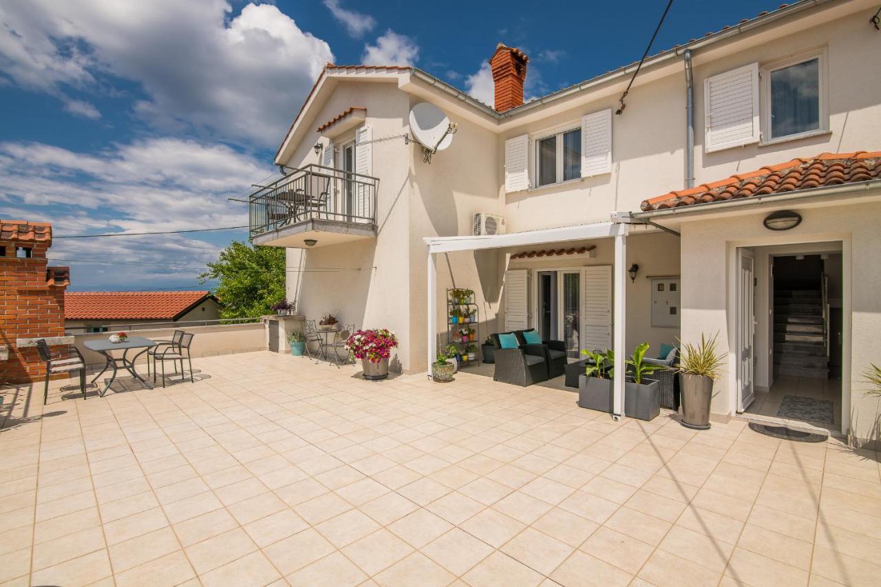 Marina Apartment